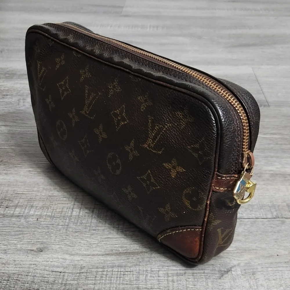 Louis Vuitton‎ Monogram Pochette Bag